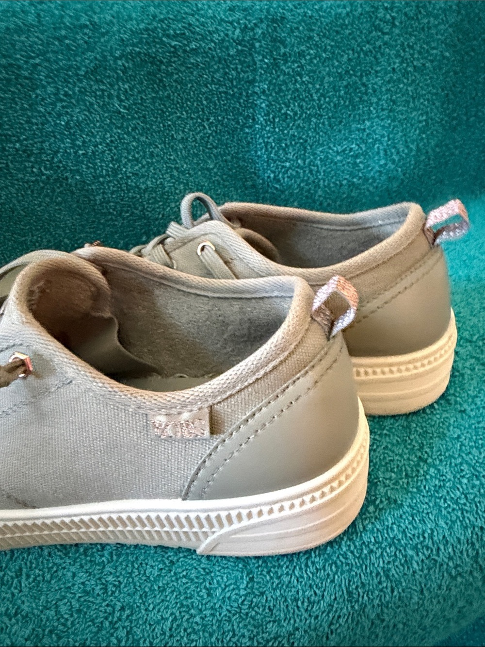 Men's Casual Low-Top Sneakers in Light Green Lace-Up Comfort - Picture 3 of 7